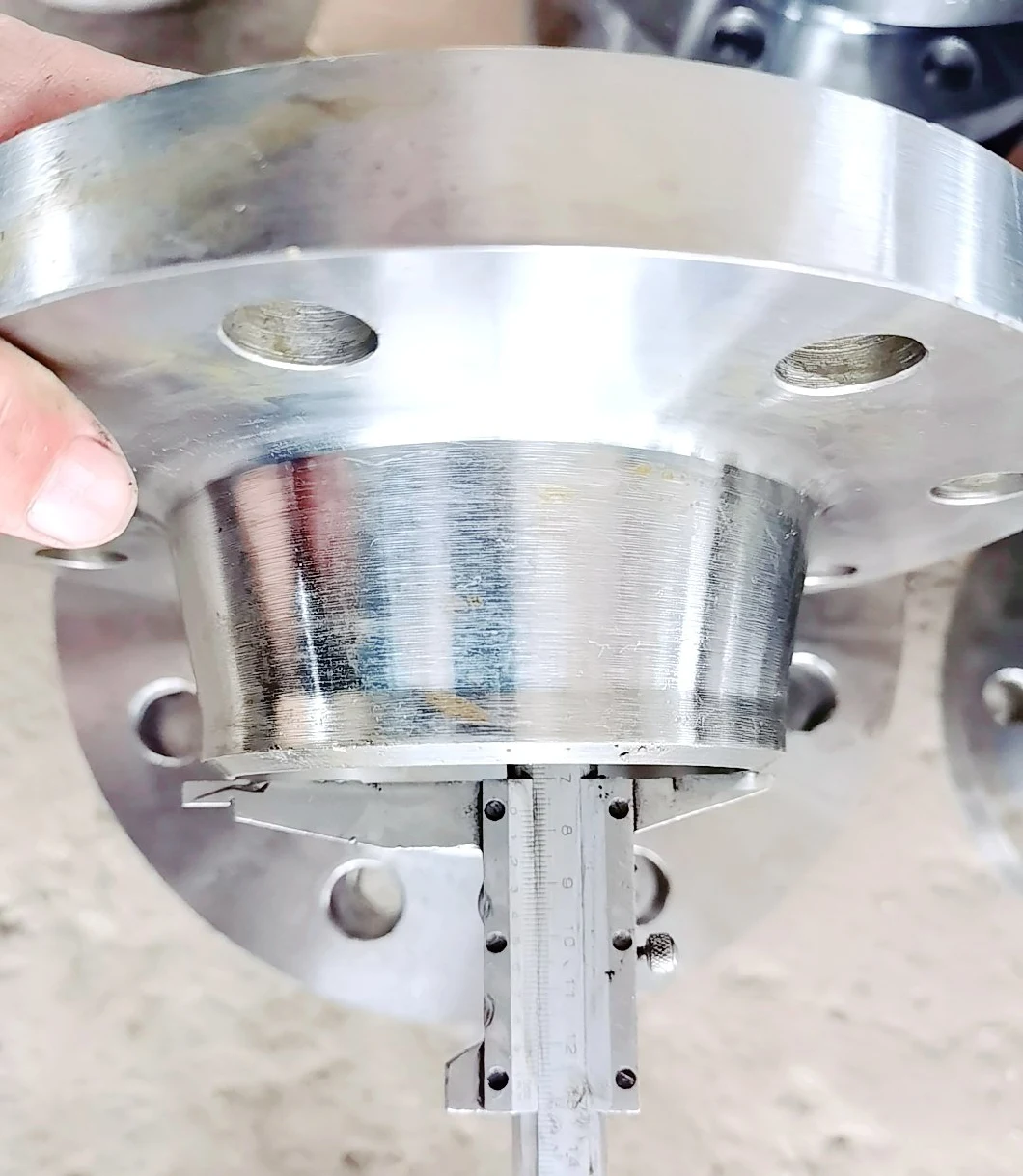 Factory Customized Forged Stainless Steel Weld Neck Flange